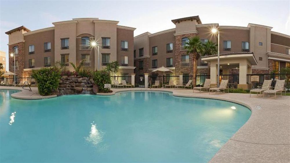Holiday Inn Express & Suites Phoenix Glendale Dist By Ihg Exteriör bild
