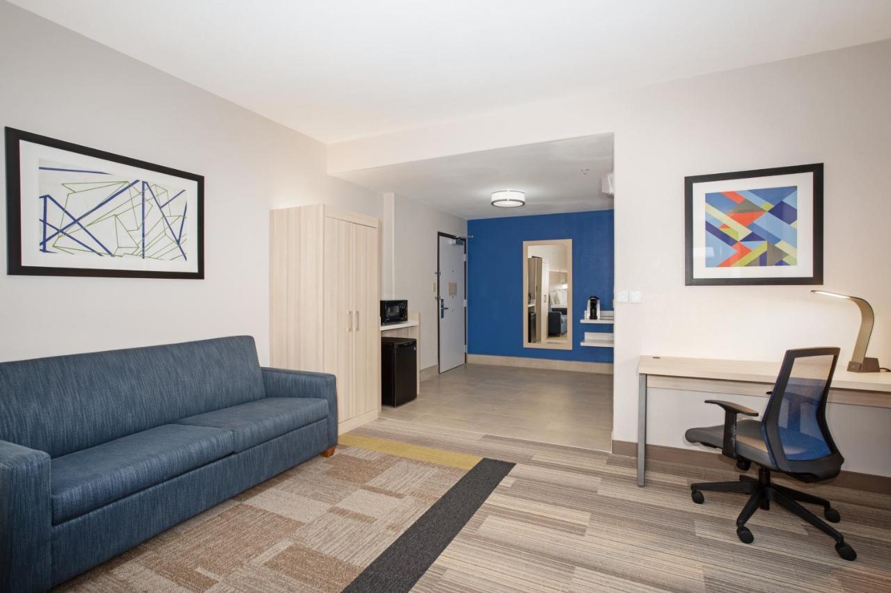 Holiday Inn Express & Suites Phoenix Glendale Dist By Ihg Exteriör bild