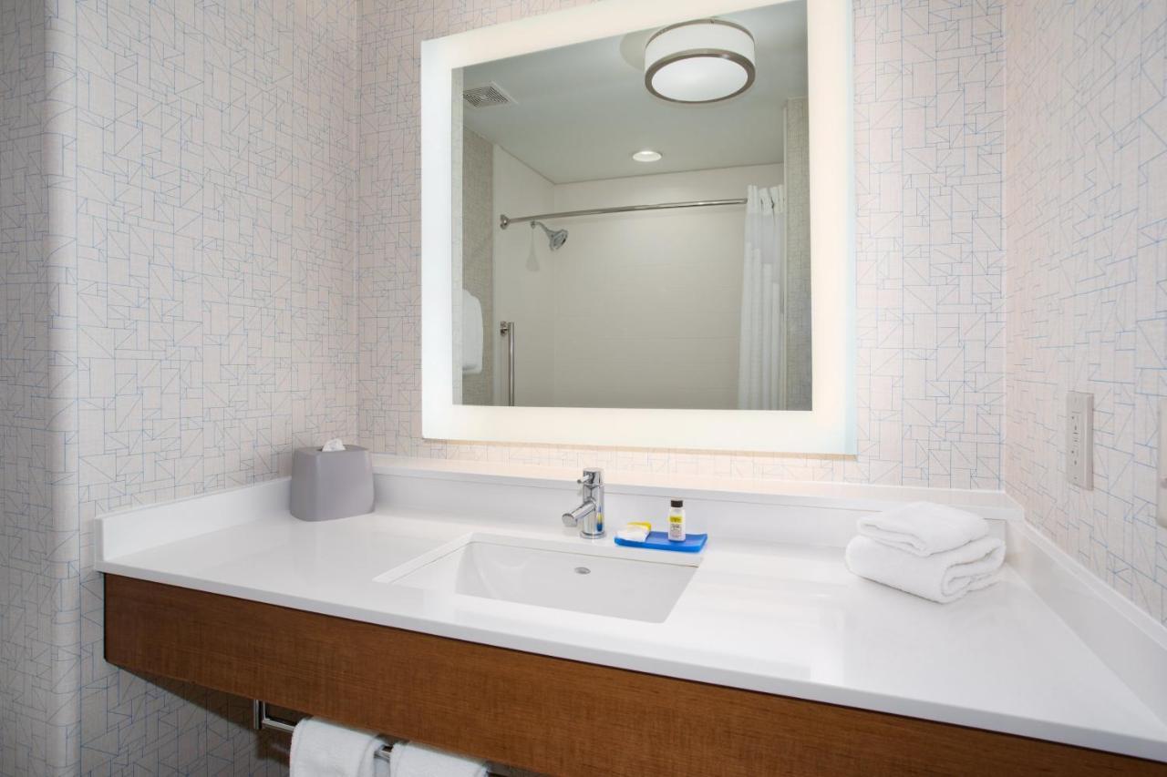 Holiday Inn Express & Suites Phoenix Glendale Dist By Ihg Exteriör bild