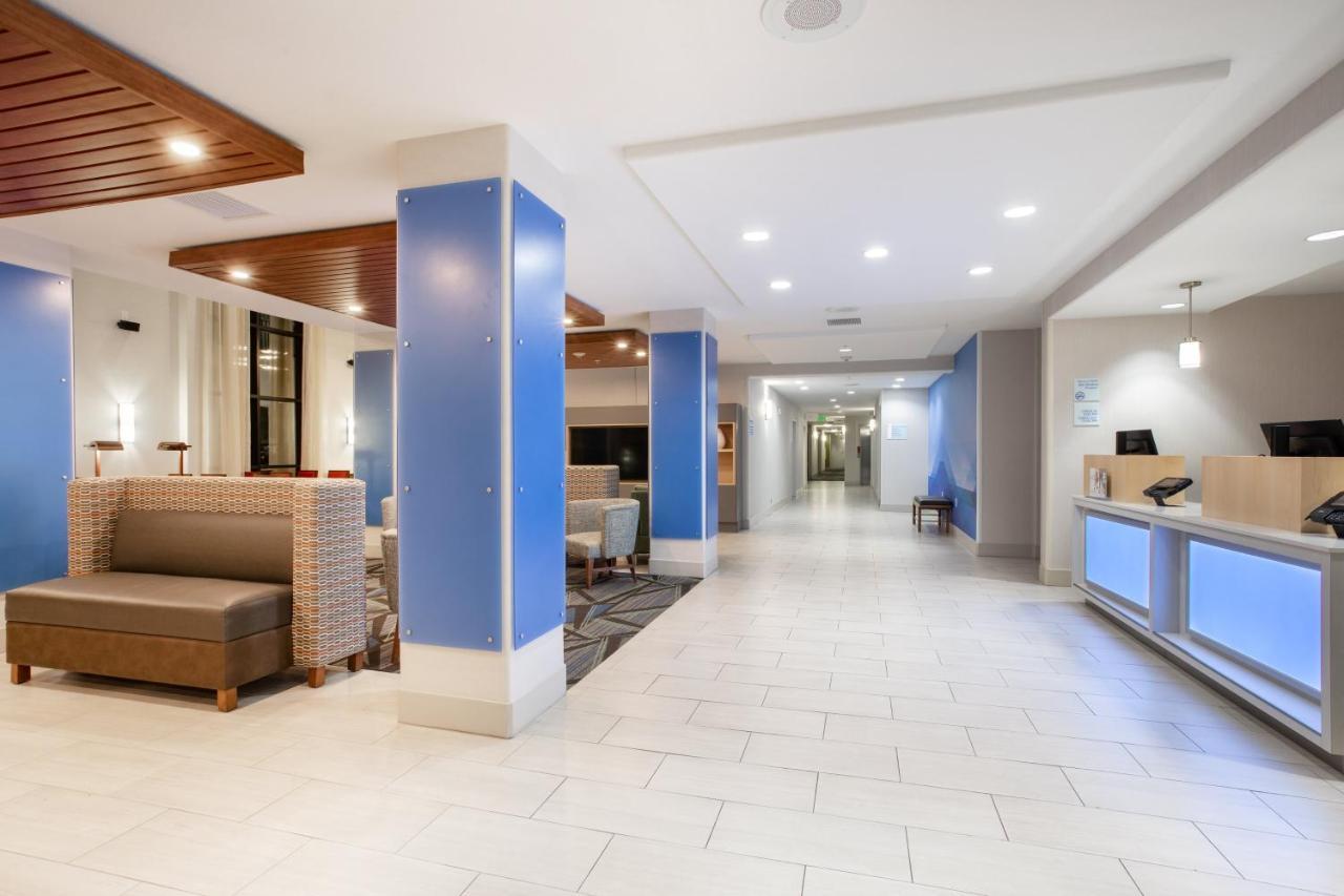 Holiday Inn Express & Suites Phoenix Glendale Dist By Ihg Exteriör bild