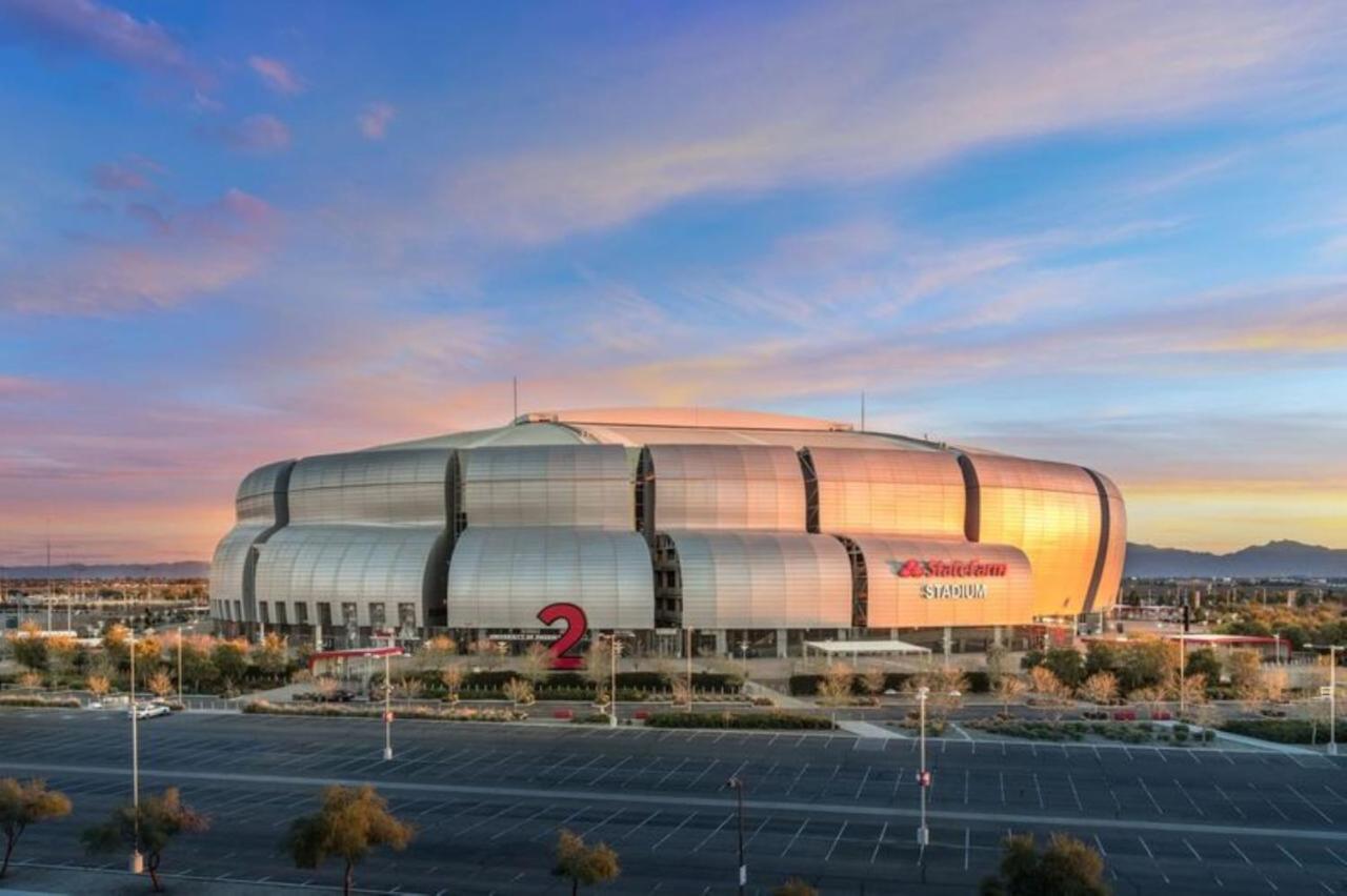 Holiday Inn Express & Suites Phoenix Glendale Dist By Ihg Exteriör bild