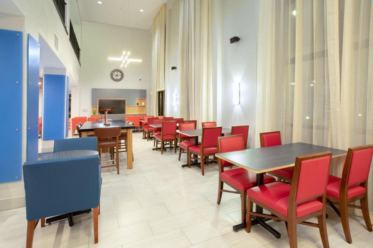 Holiday Inn Express & Suites Phoenix Glendale Dist By Ihg Exteriör bild