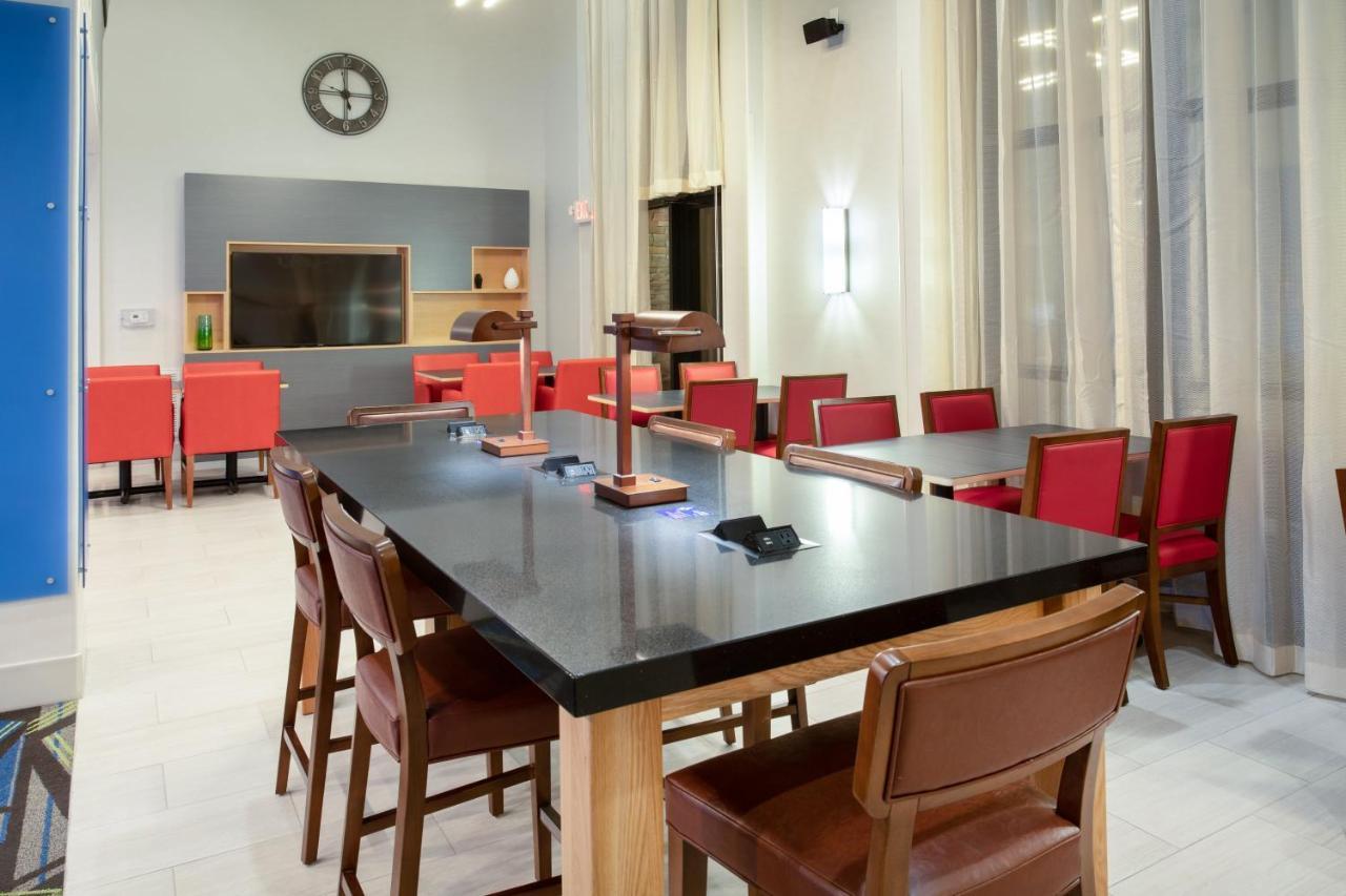 Holiday Inn Express & Suites Phoenix Glendale Dist By Ihg Exteriör bild